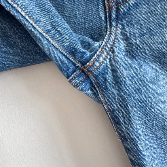 LEVI’S • Ribcage Straight Ankle Jean in Jive Tribe - Picture 5 of 11